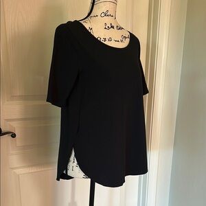 Under Armour Asymmetrical Black Blouse